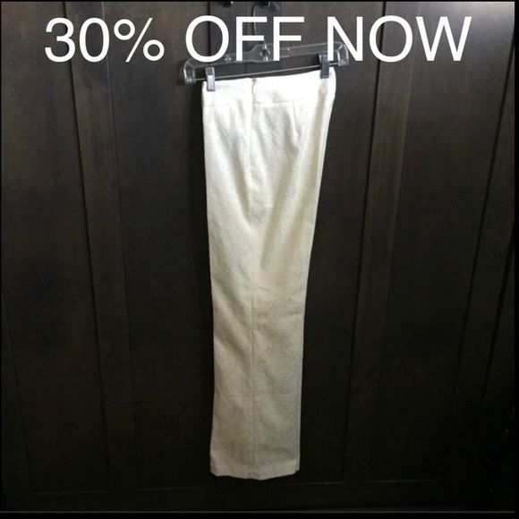 Worthington Pants - Worthington Winter White Pants w/Lace Like Look!